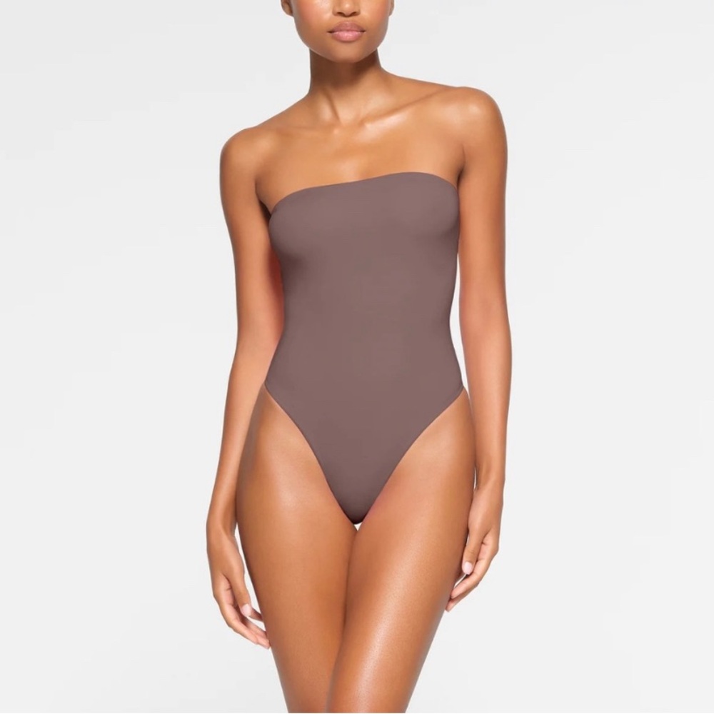 NWT Skims Fits Everybody Strapless Bodysuit in Umber Size XL